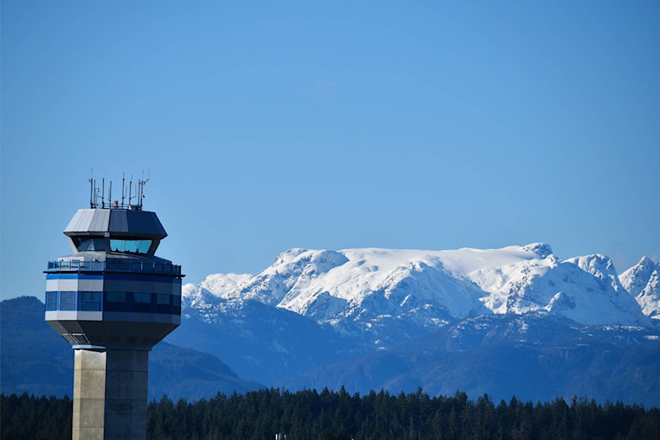 comox-glacier