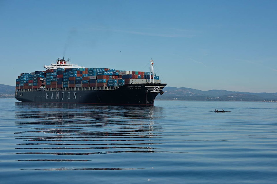 photo-2-srkw_containership_lance-barrett-lennard