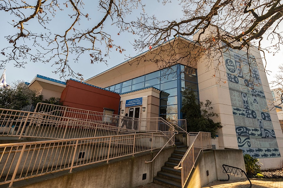 250127-vne-esquimalt-municipal-hall-001