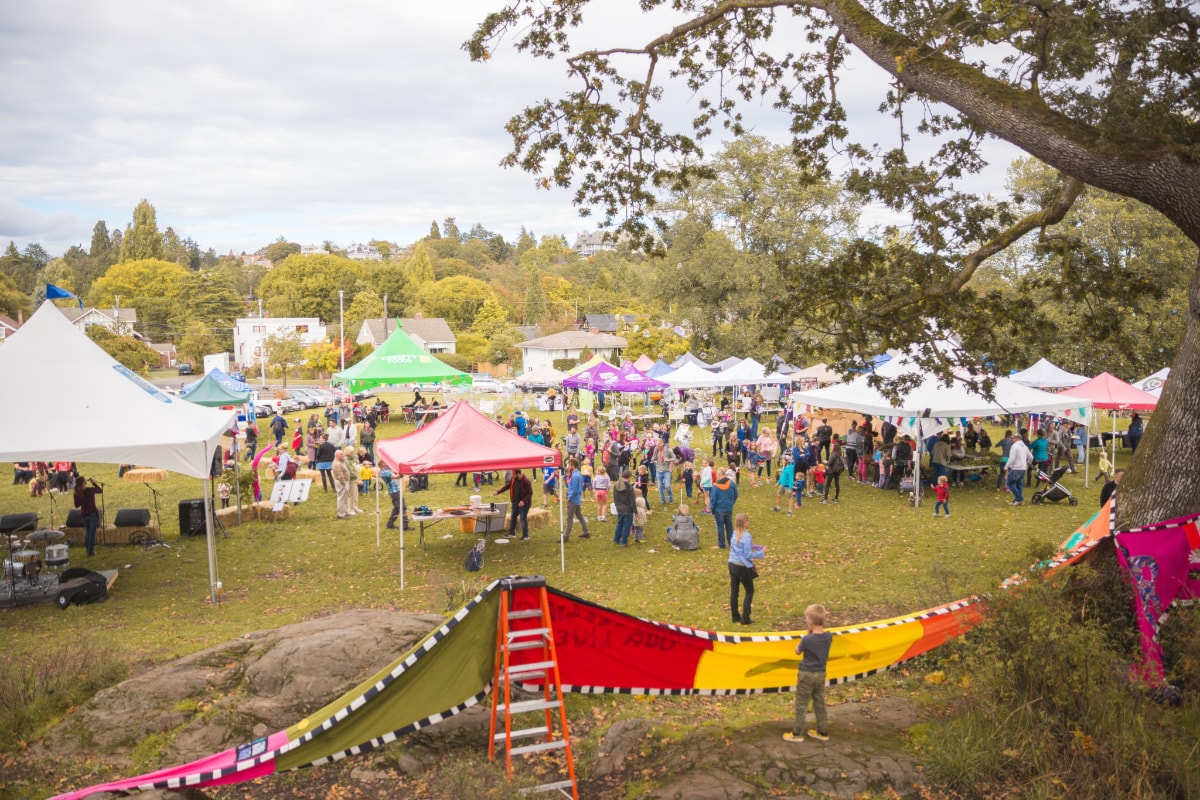 در روز یکشنبه ۲۱ سپتامبر، جشنواره پای پاییزی Fairfield با برگزاری هشتمین مسابقه سالانه پای و بیش از ۵۰ غرفهدار برگزار میشود. این رویداد فرصتی است برای تجربه طعمهای متنوع پای و حمایت از برنامههای اجتماعی محلی.