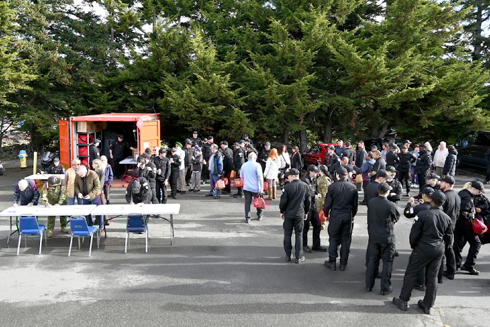 Members of the CFB Esquimalt Defence Team participate in an earthquake preparedness exercise. 