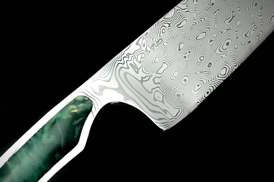 web1_230501-bpd-harvest-knives-damascus-steel-knife-cosmo-seth-burton_5