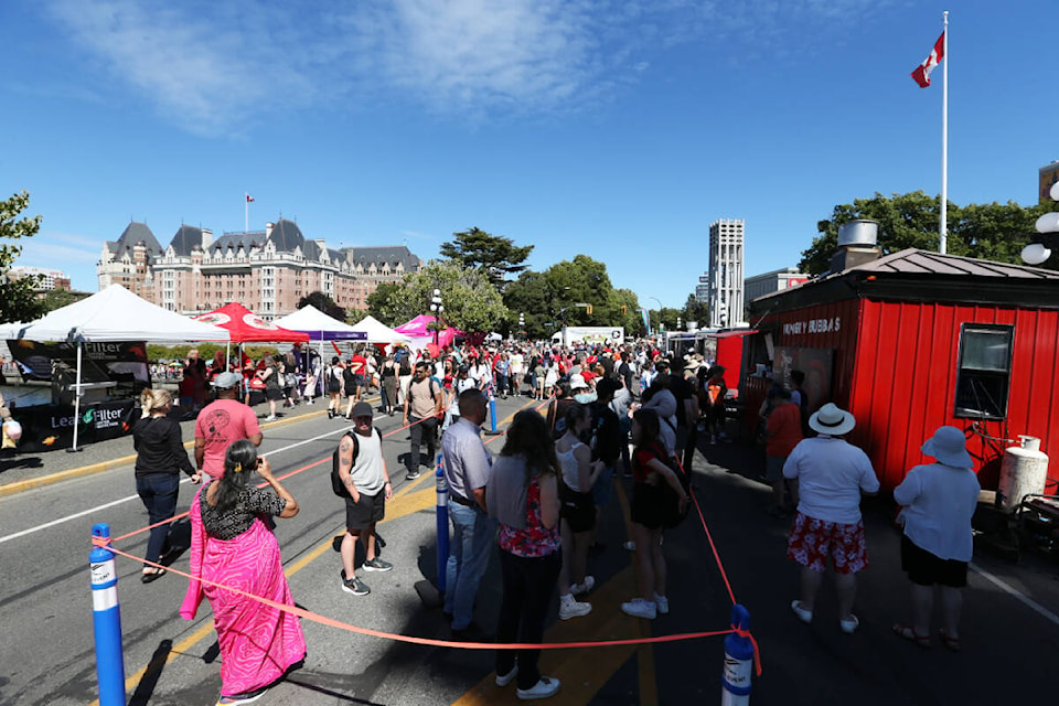 web1_230701-vne-victoria-canadaday-pics_5