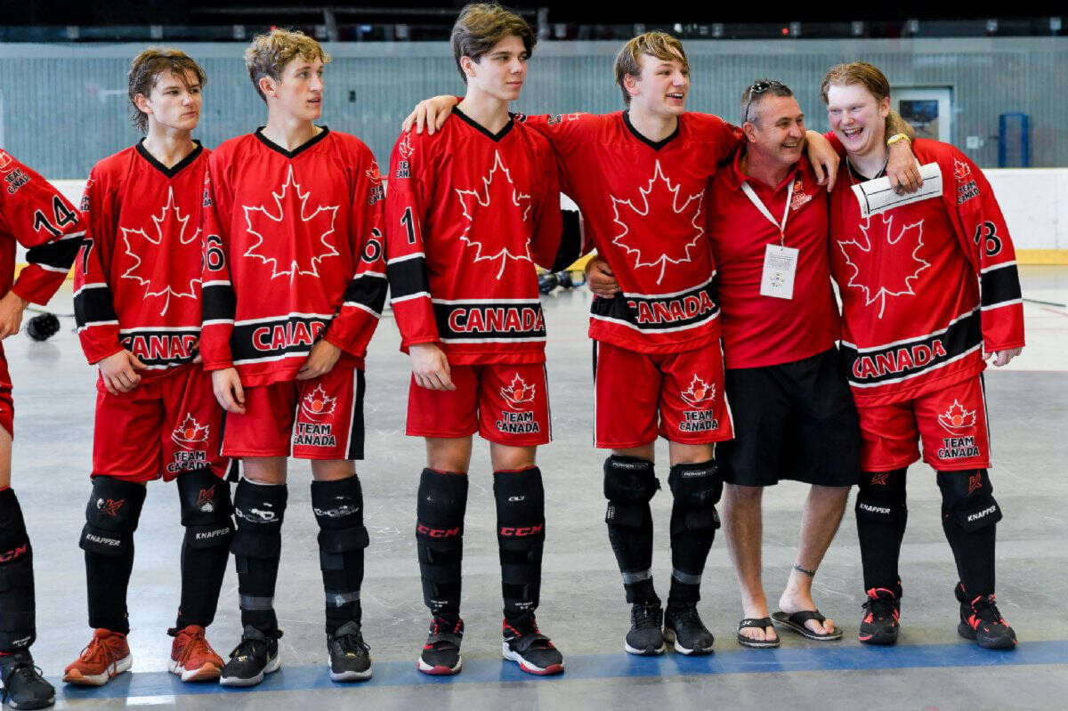 Atléti Britskej Kolumbie sa stali majstrami sveta v hokejbale