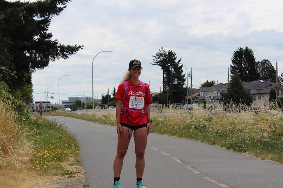 web1_230804-sne-marathon-runner-yana_1