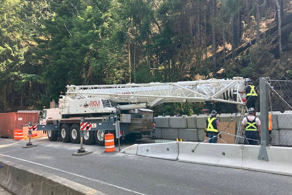 web1_230816-avn-highway-4-closed-again-alberni_1