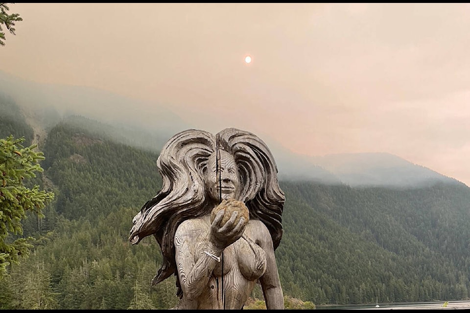 Smoke wafting in from wildfires burning in Strathcona Park to the east obscures the morning sun at the Gold River government wharf Saturday morning. John McKinley photo 