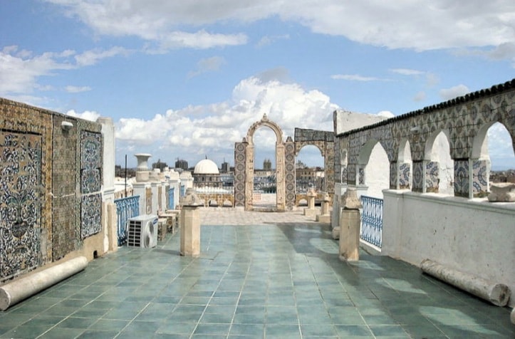 35571BCLN2007PanoramaofTunis-Tunisia_Fotor