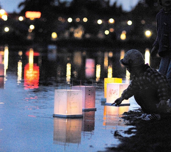Hiroshima-Nagasaki Lantern ceremony