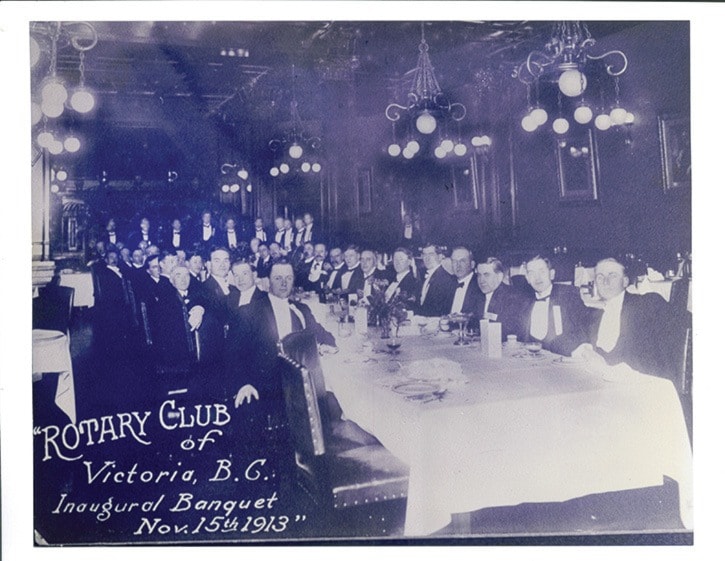 70095vicnewsVN-Rotary1913Banquet2Poct2313