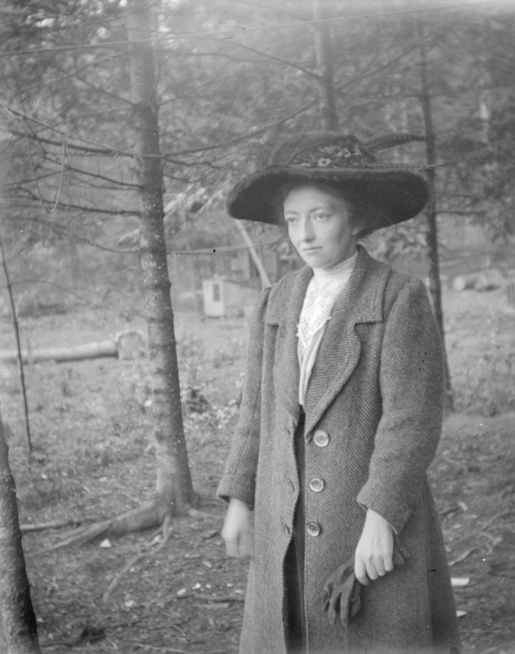Saanich archives photo2008-025-226Alice Anne Girling