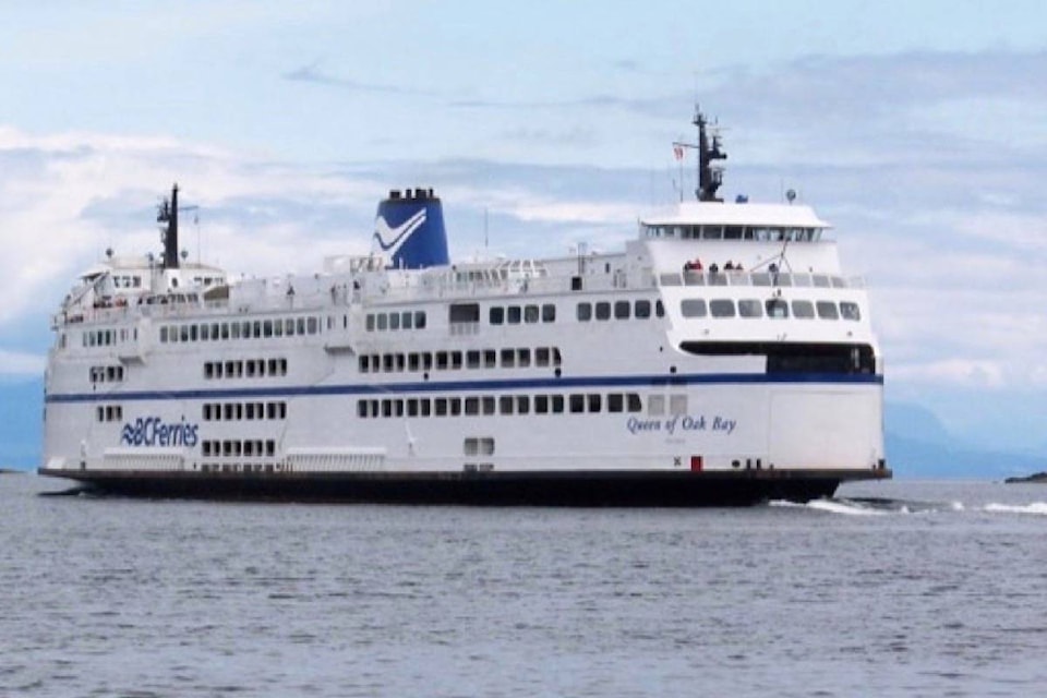 web1_170409-BPD-M-Queen-of-Oak-Bay-ferry