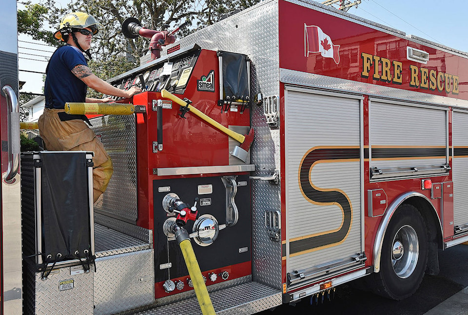 web1_VN-Esquimalt-Fire-Practice-SA-3-P-May0317