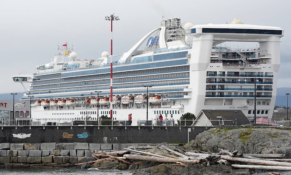 7763564_web1_VN-Star-Princess-Cruise-Ship-P-Apr1217