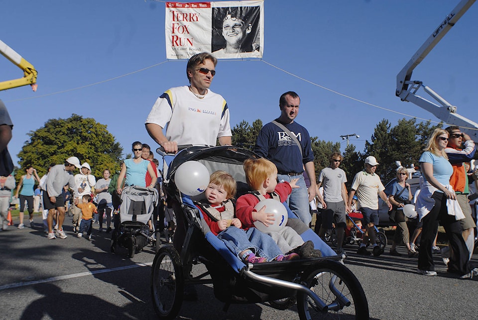 8523968_web1_TerryFoxrun2VicSA