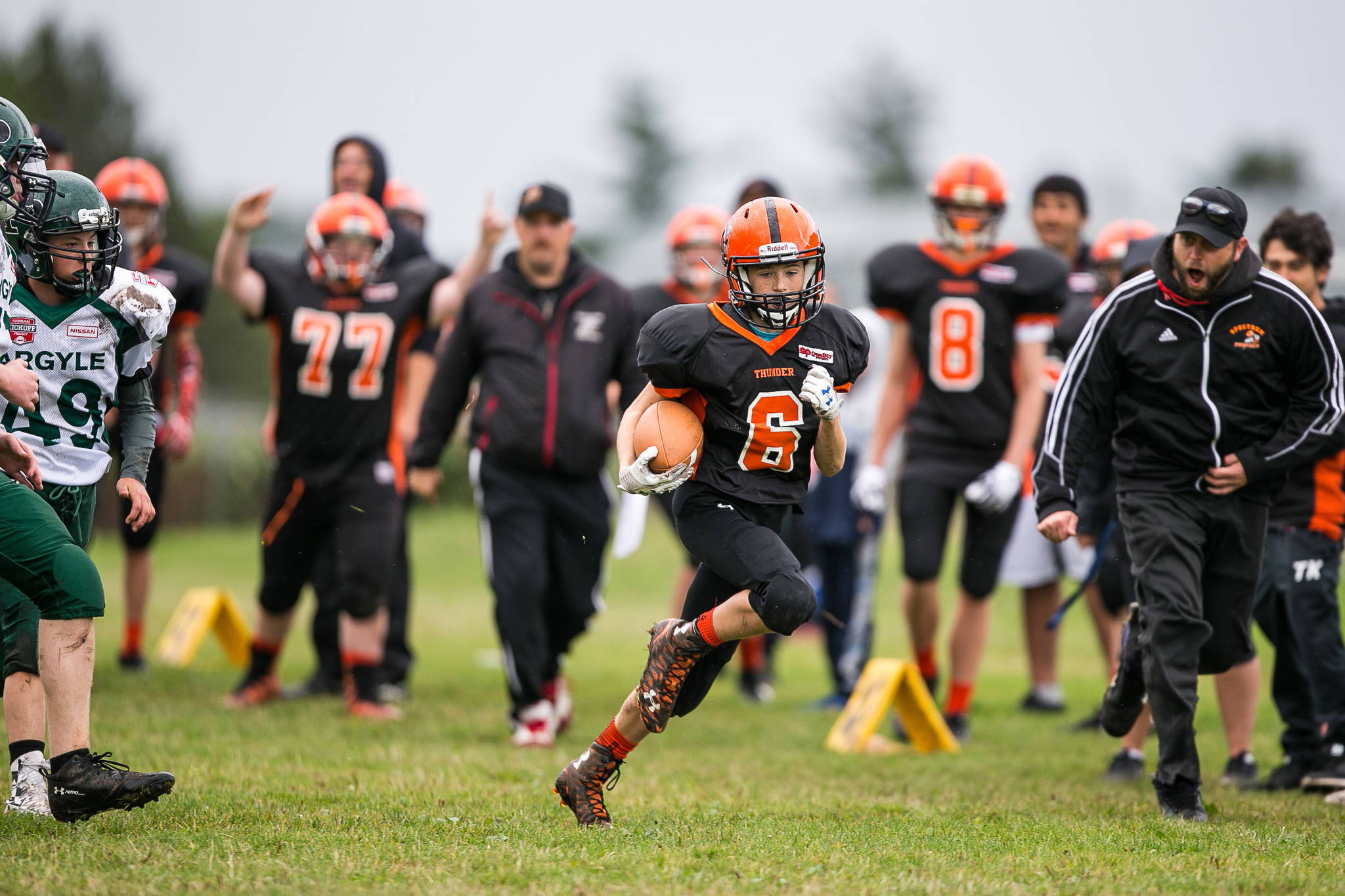Thunder crackle for season opening win over Argyle - Greater Victoria News