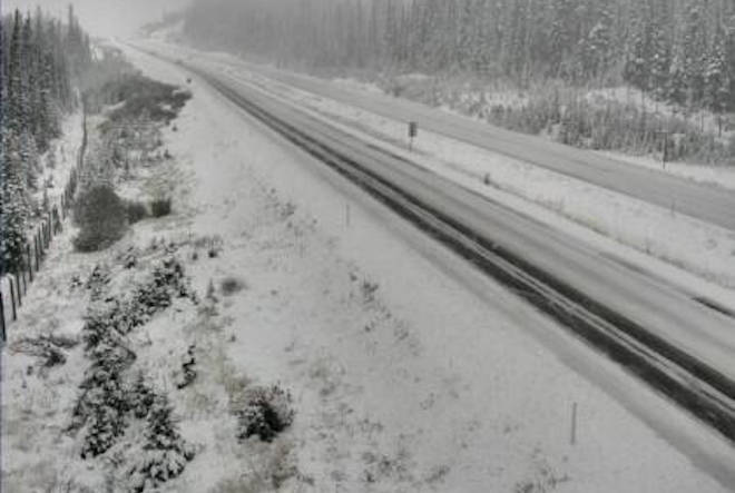 8920231_web1_171013-BPD-T-SNOWYHIGHWAY