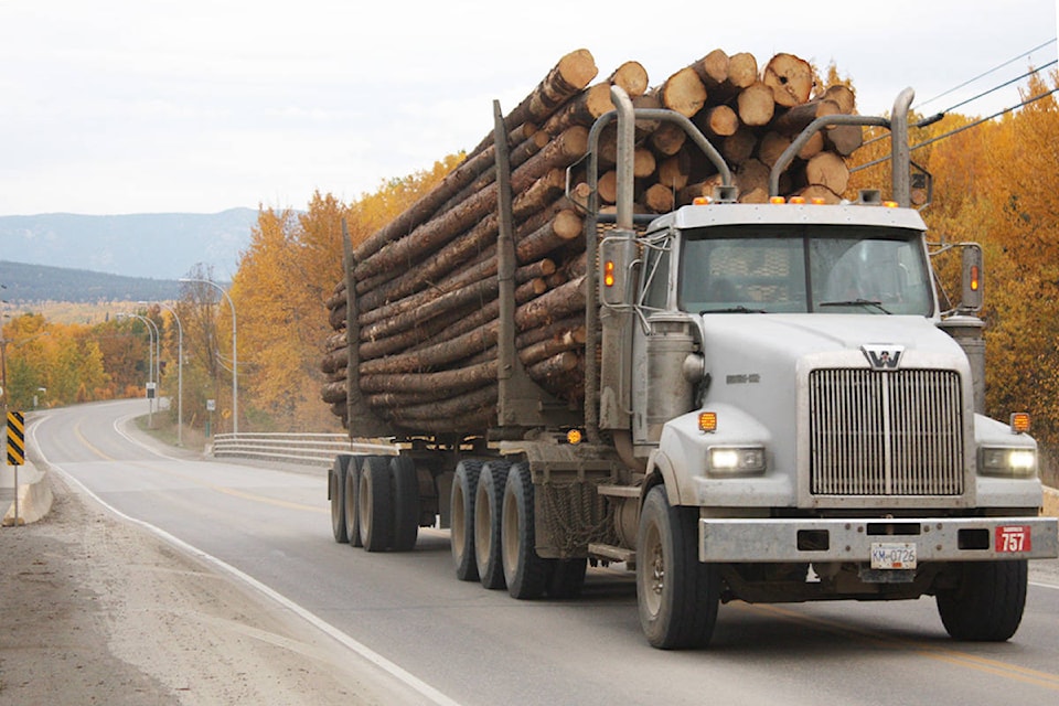 9284711_web1_Logging-truck