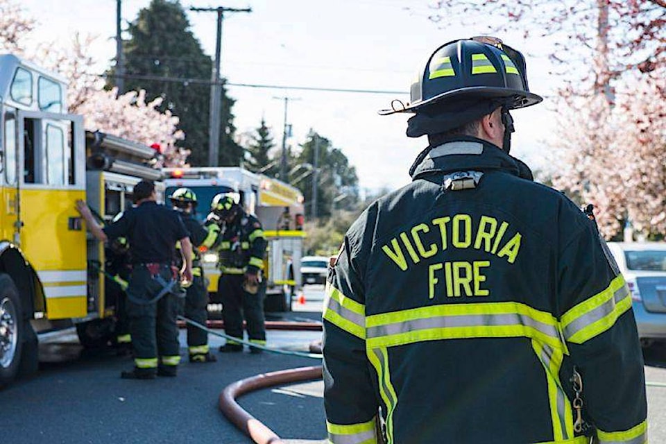 9306353_web1_Victoria-fire