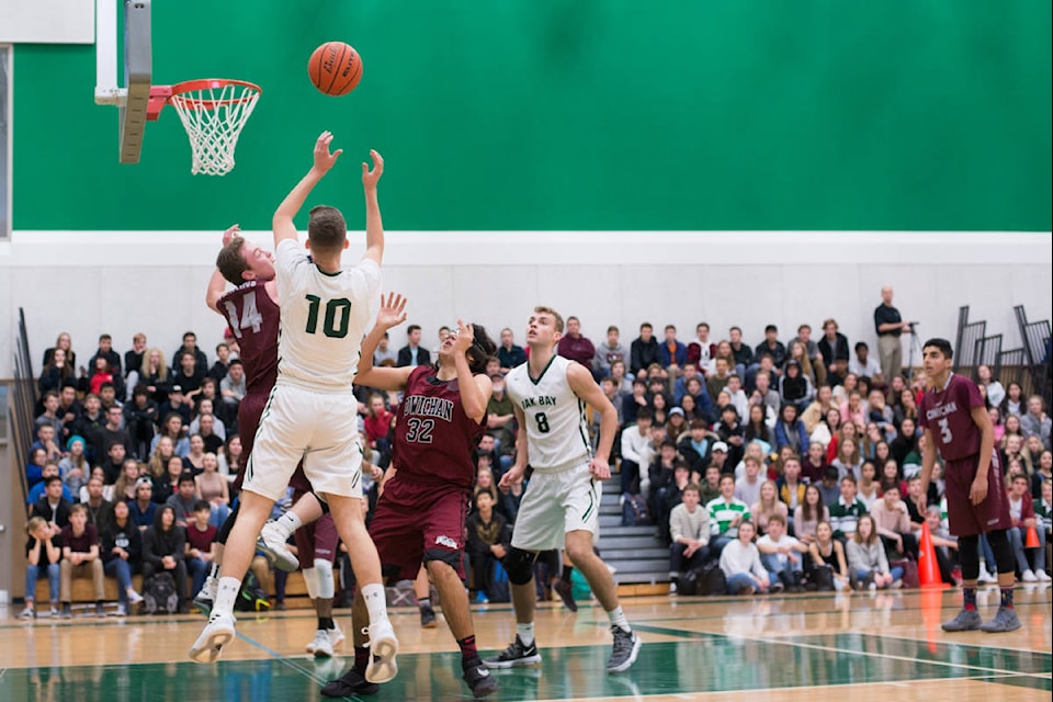 Oak Bay seniors take an early lead and finish with a win for the first game of the Gary Taylor Classic. (Keri Coles/Oak Bay News)