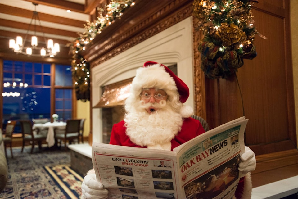 9879304_web1_171222-OBN-SantaInterview_1