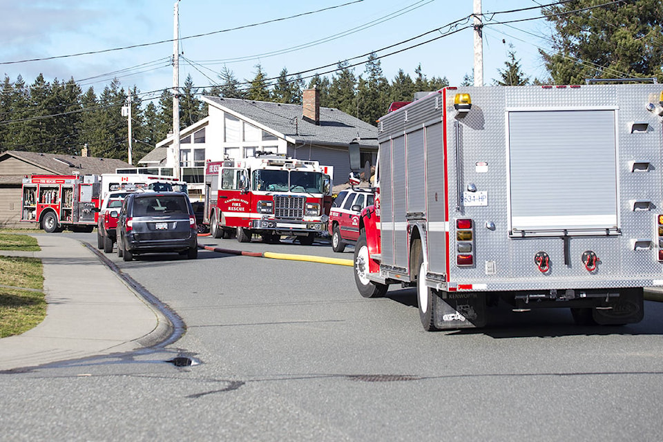 10568981_web1_180214-CRM-birch-street-fire2_2