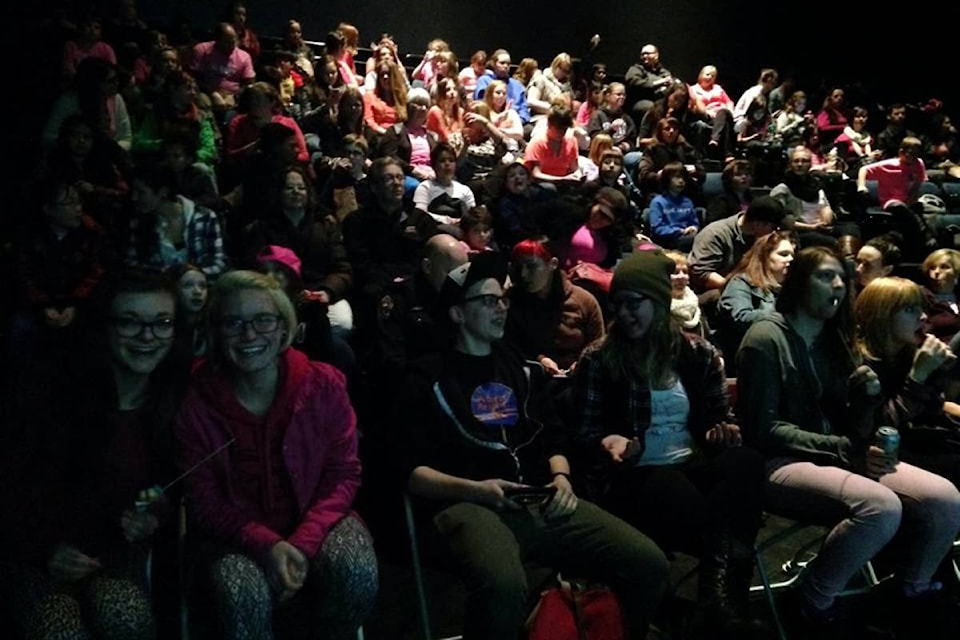 10698991_web1_VNE-Antibullyingfestival