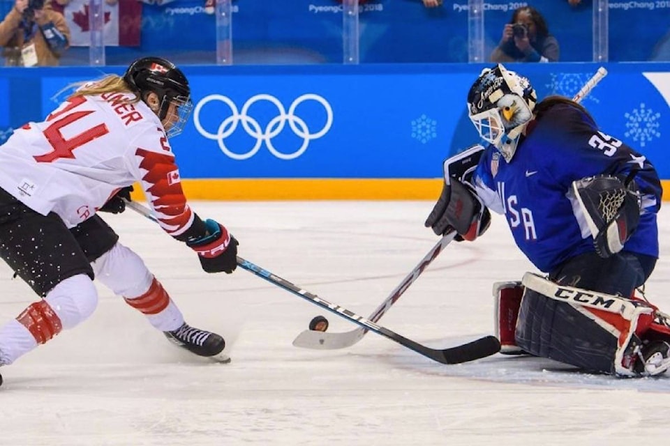 10731831_web1_180222-BPD-M-team-canada-womens-hockey-pyeongchang-2018-2-e1519308917404