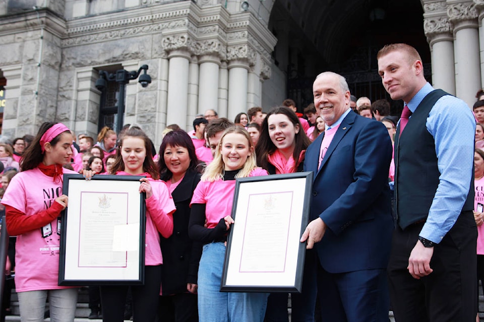 10824323_web1_180228-VNE-proclamationforpinkshirtday