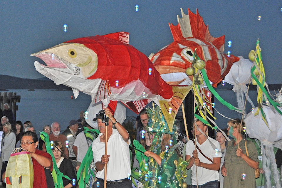 10995286_web1_180316-PNR-ArtSea-Lantern-Festival-2017-Salmon