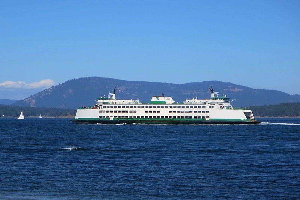 11112003_web1_copy_Washington_State_Ferry_-_panoramio