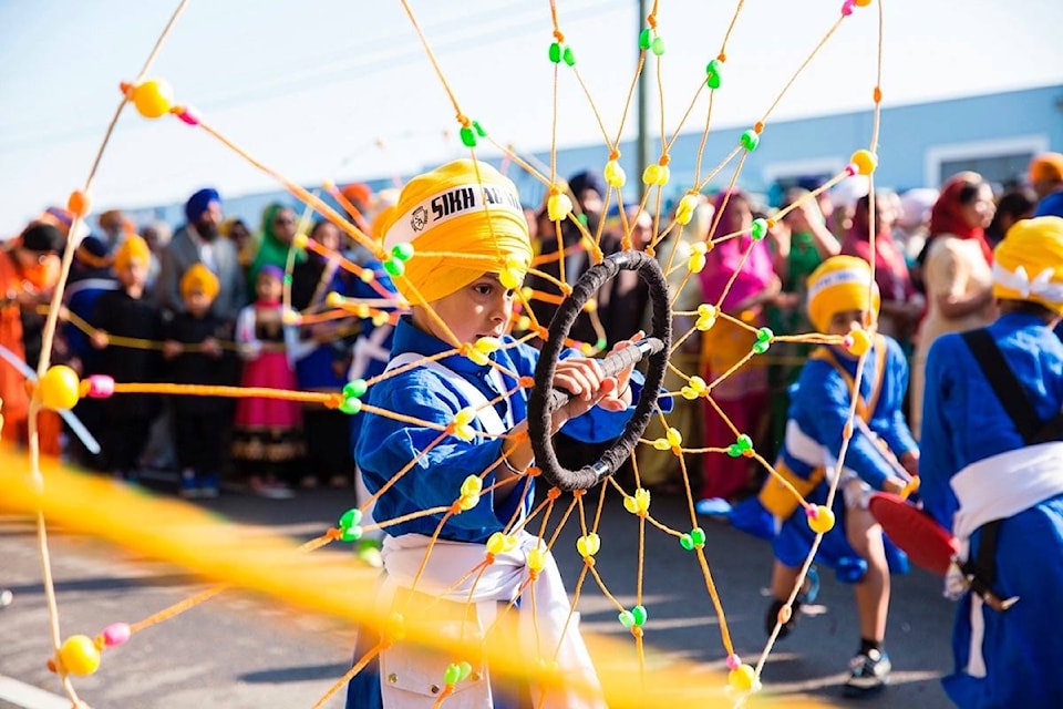 11611385_web1_180418-SNW-M-jz-vaisakhi-2015-2-copy