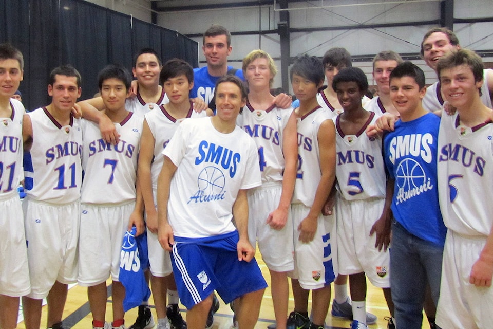 11622496_web1_Steve-Nash-SMUS-alumni-2011