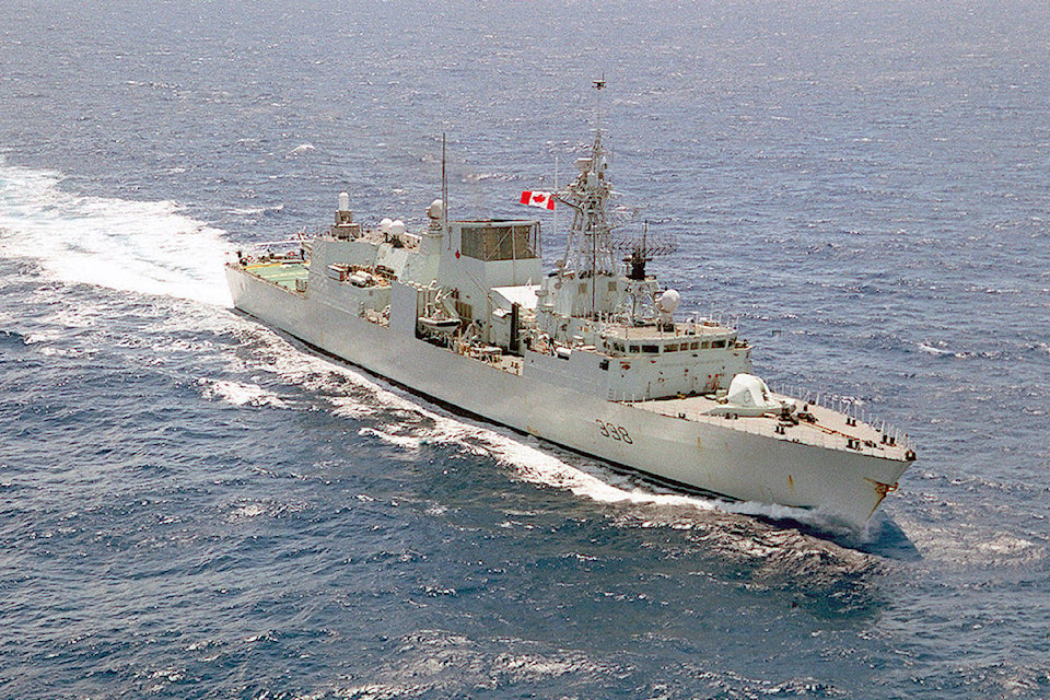 11870815_web1_HMCS-Winnipeg_WikiCommons