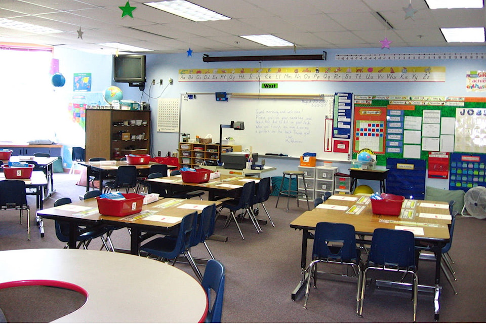 12141961_web1_Classroom