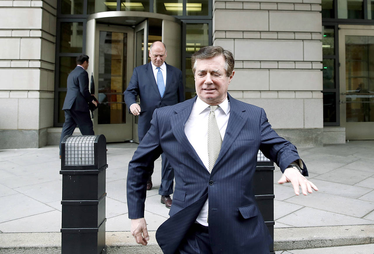 12340345_web1_M-manafort-EDH-180426