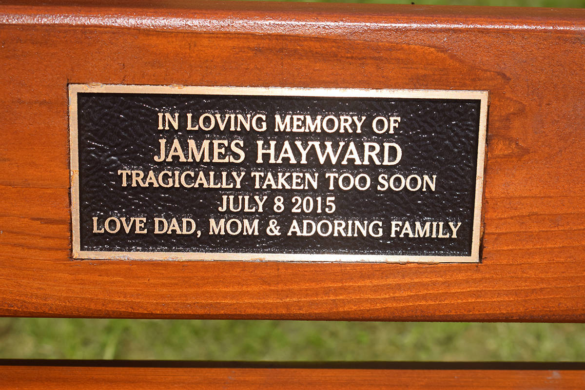 12645041_web1_180711-NIG-Memorialbench_3