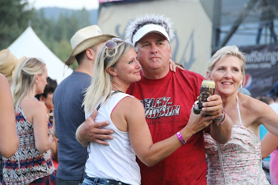 It’s a great evening for a dance at Sunfest. (Lexi Bainas/Citizen)