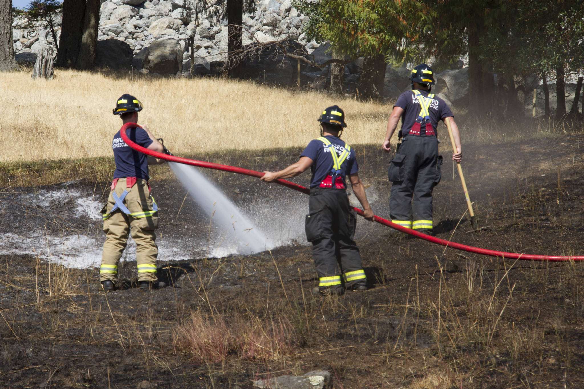 13411050_web1_180907-GNG-LangfordGrassFire2