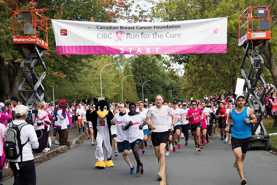 13745031_web1_180926-VNE-RunfortheCure