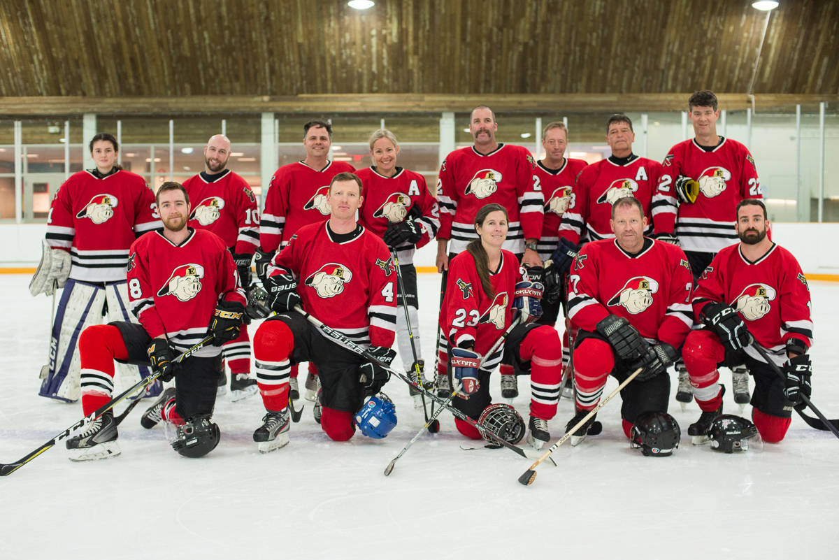 13750532_web1_OBN-CopsForCancerHockeyGame-7