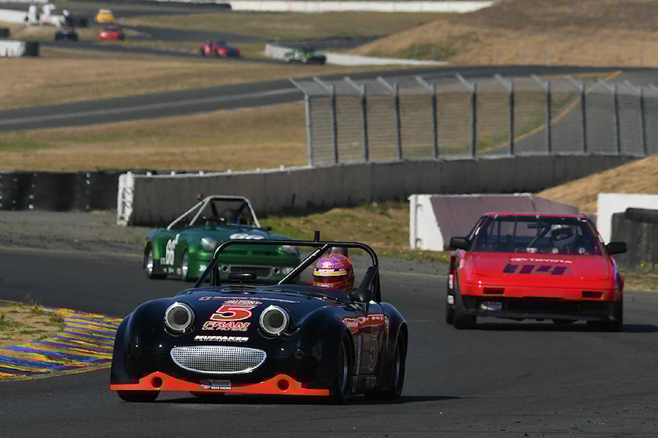 14109209_web1_VNE-OkellRacingNats2018