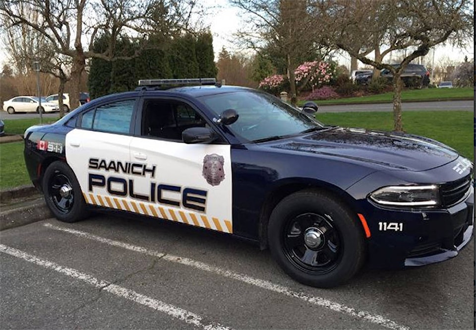 15140597_web1_SaanPoliceCar