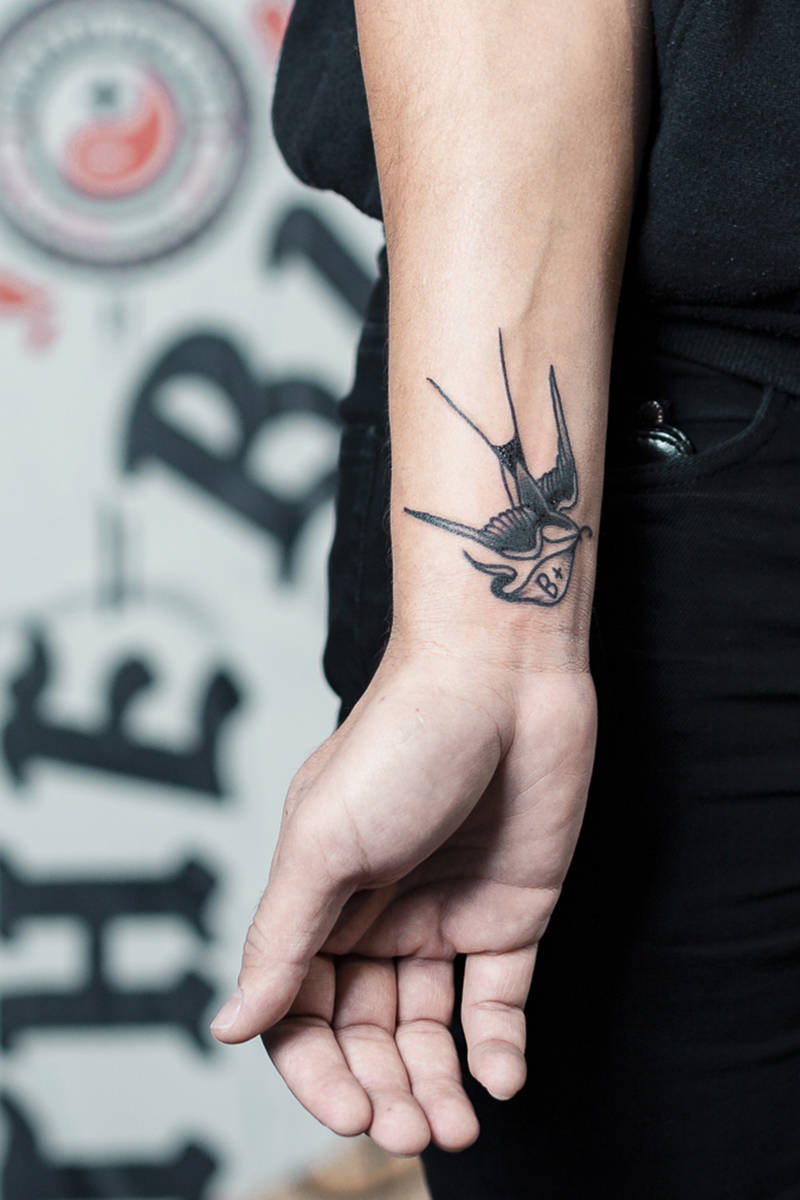 16016968_web1_190319-VNE-Free-BloodType-Tattoos-Finland-FLARE_1