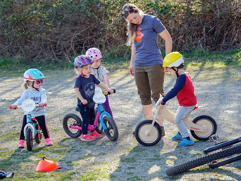 16250873_web1_SEAPARC-KIDS-BIKE-12