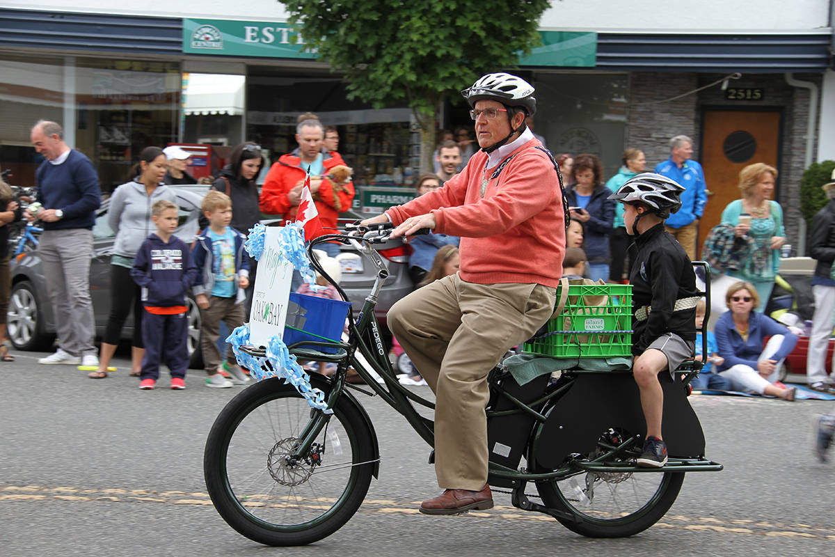 16307071_web1_OB-OBTPParade-JensenBike