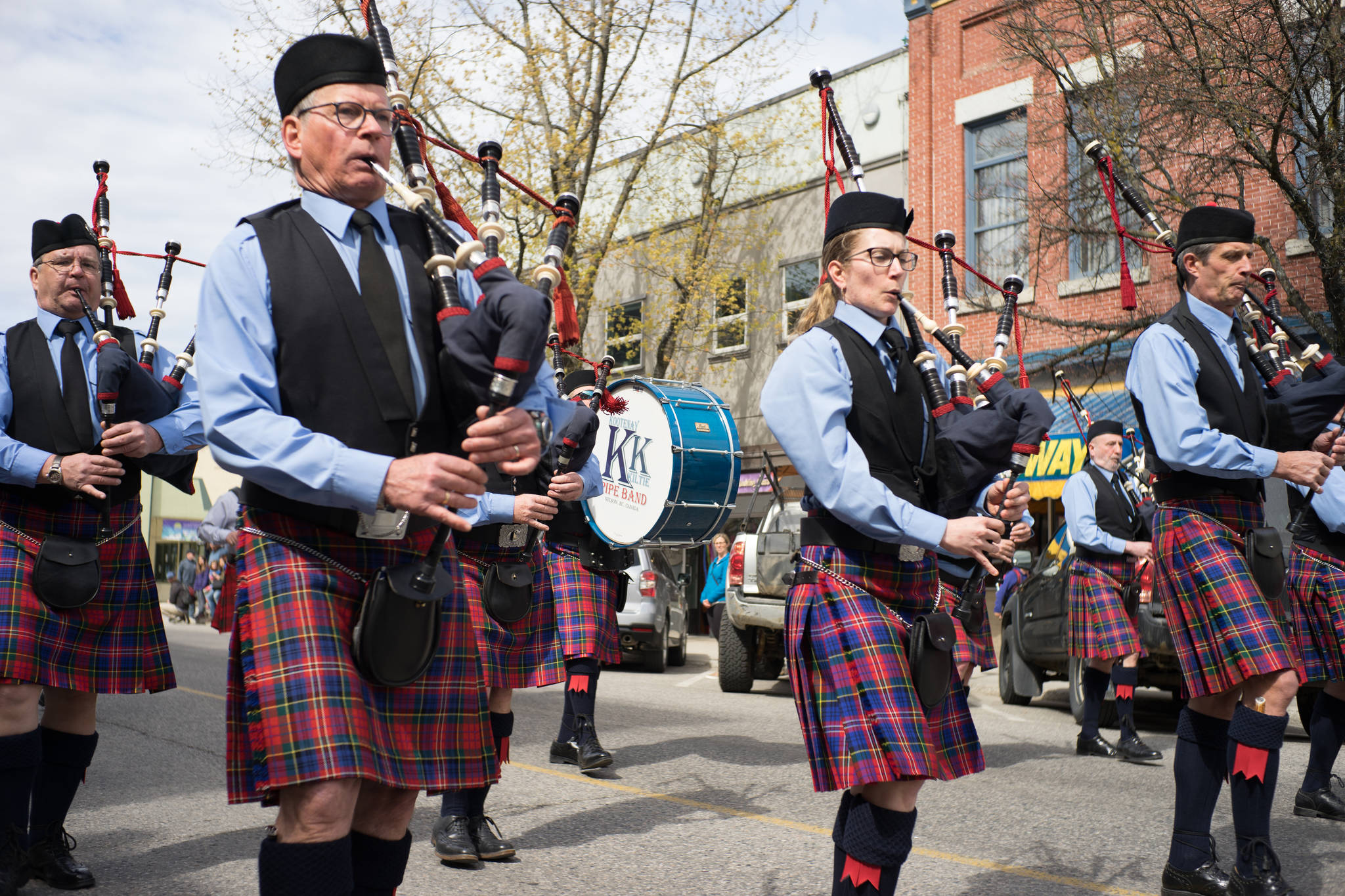 16709616_web1_190209-KWS-PIPEBAND-3