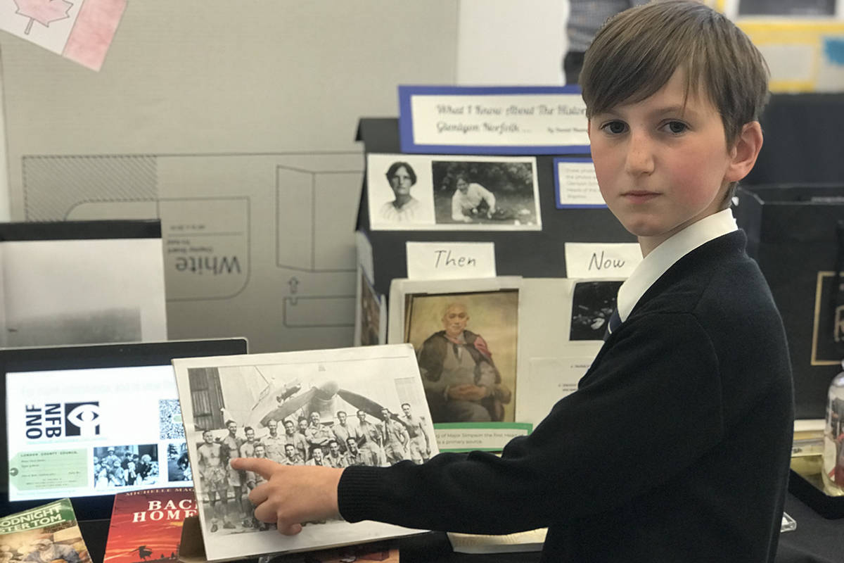 16787496_web1_190510-VNE-SIHeritageFair_2