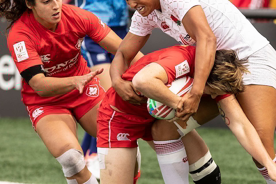 16805690_web1_1905012-Rugby7-AL-001--1-