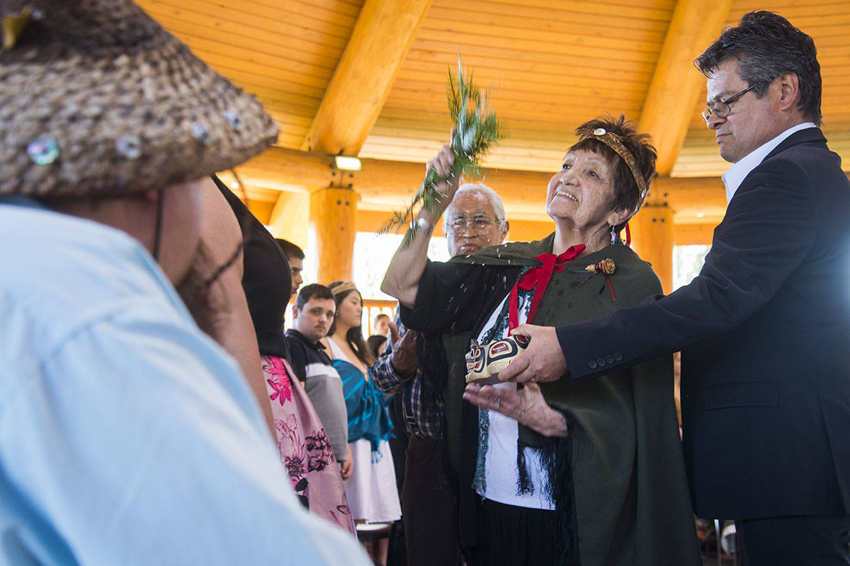 16938798_web1_copy_190522-VNE-Aboriginal-Grad-6